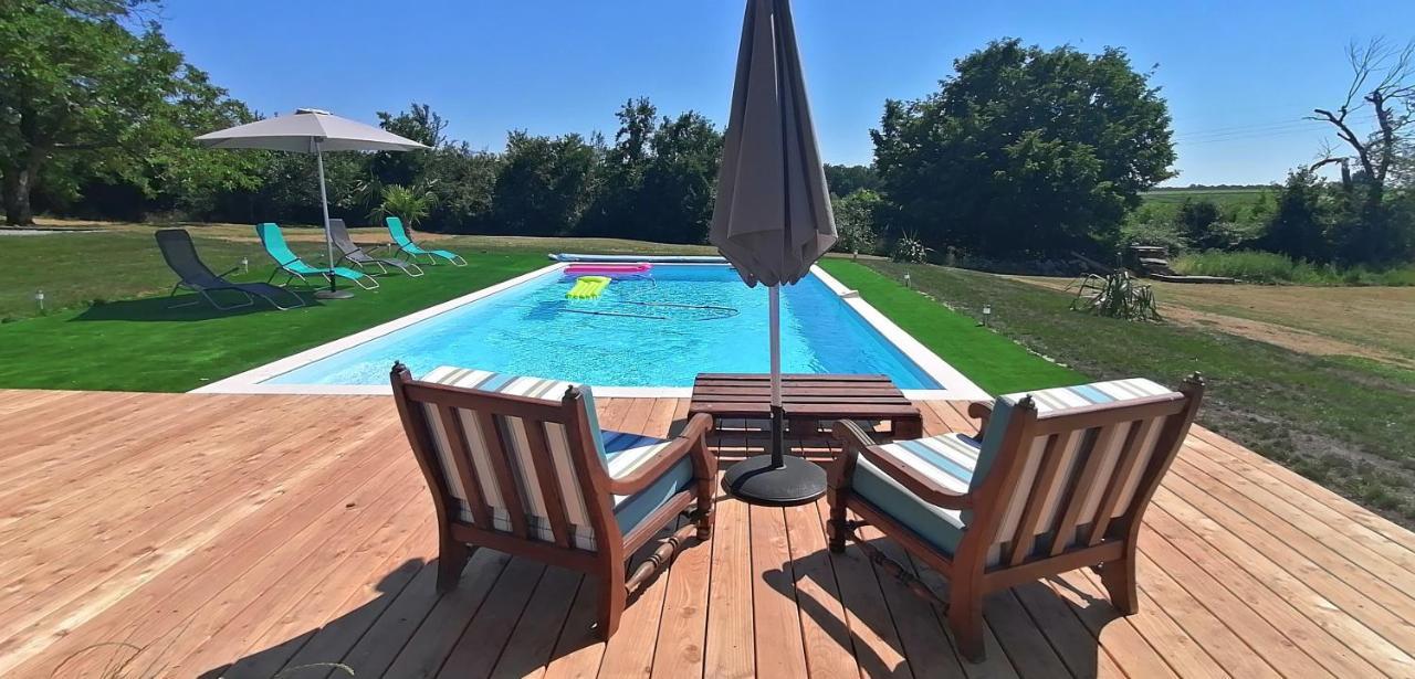 Domaine De Gaia, Piscine, Petanque, Ping Pong, Proche Saint-Emilion Bed & Breakfast Guillac  Bagian luar foto