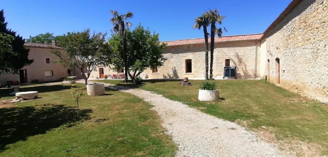Domaine De Gaia, Piscine, Petanque, Ping Pong, Proche Saint-Emilion Bed & Breakfast Guillac  Bagian luar foto