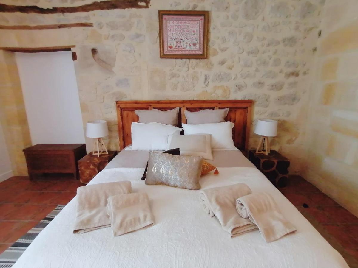 Domaine De Gaia, Piscine, Petanque, Ping Pong, Proche Saint-Emilion Bed & Breakfast Guillac  Bagian luar foto