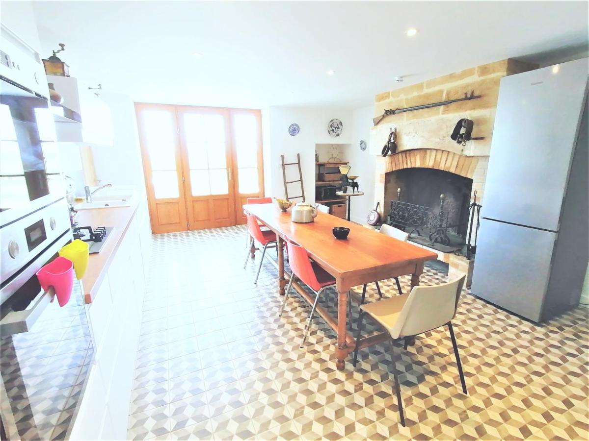 Domaine De Gaia, Piscine, Petanque, Ping Pong, Proche Saint-Emilion Bed & Breakfast Guillac  Bagian luar foto