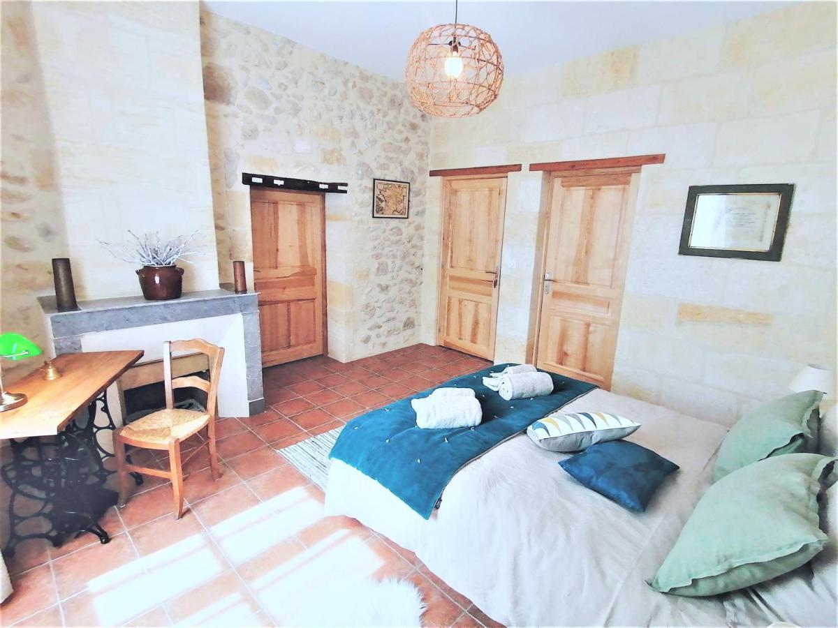 Domaine De Gaia, Piscine, Petanque, Ping Pong, Proche Saint-Emilion Bed & Breakfast Guillac  Bagian luar foto