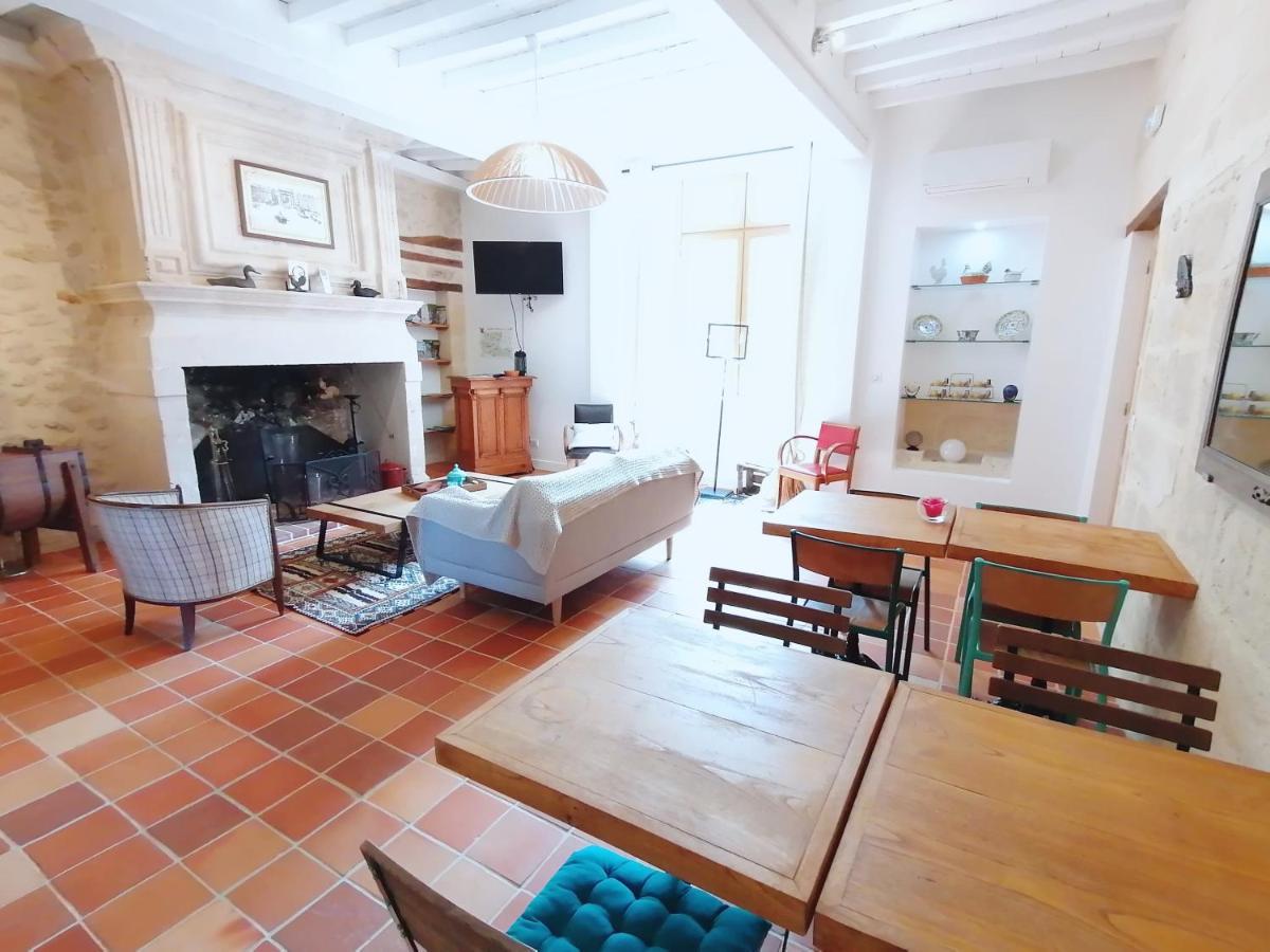 Domaine De Gaia, Piscine, Petanque, Ping Pong, Proche Saint-Emilion Bed & Breakfast Guillac  Bagian luar foto