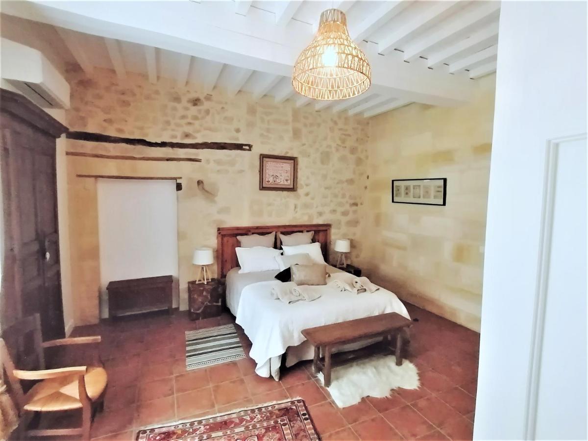 Domaine De Gaia, Piscine, Petanque, Ping Pong, Proche Saint-Emilion Bed & Breakfast Guillac  Bagian luar foto