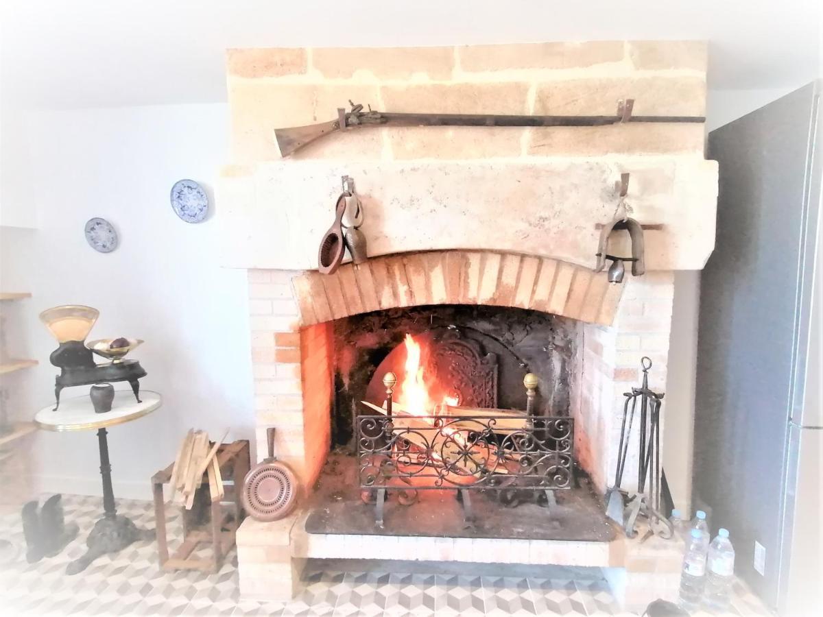 Domaine De Gaia, Piscine, Petanque, Ping Pong, Proche Saint-Emilion Bed & Breakfast Guillac  Bagian luar foto